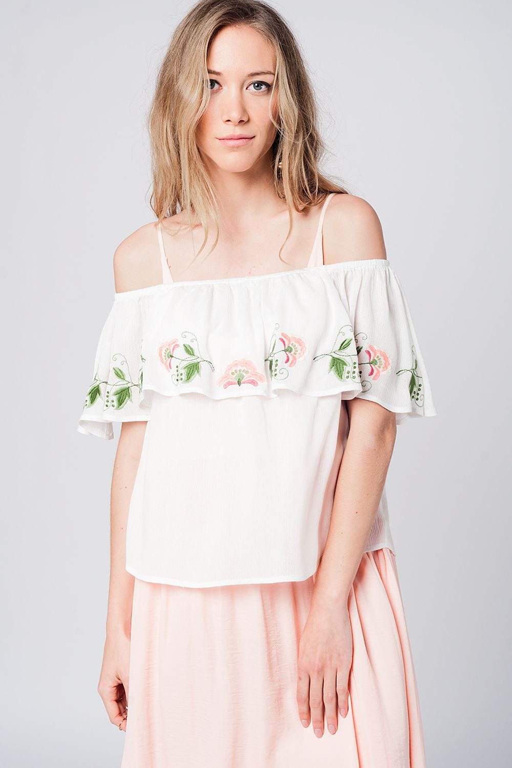 Q2 Shirts Off shoulder ruffle white blouse