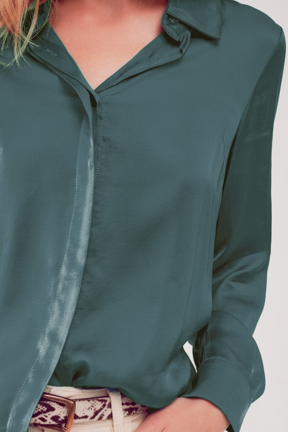 Q2 Shirts Satin shirt in green