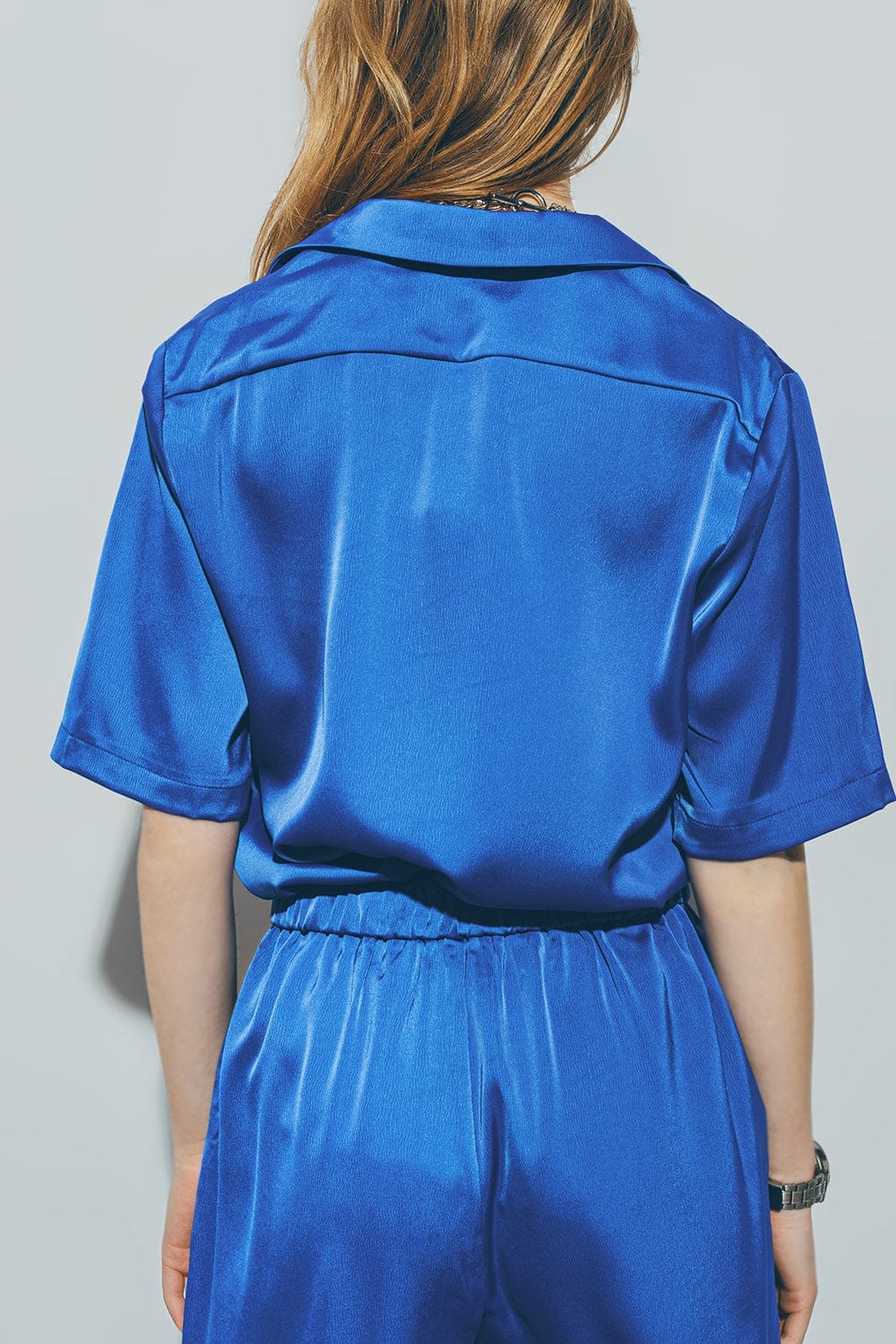 Q2 Shirts Satin Short Sleeve Shirt in Blue