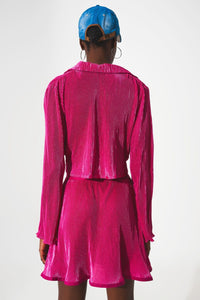 Q2 Shirts Tie front pleated crop top  in fuchsia