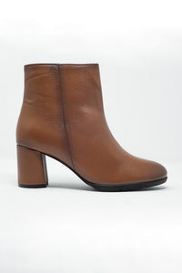 Q2 Shoes Brown blocked mid heeled ankle boots