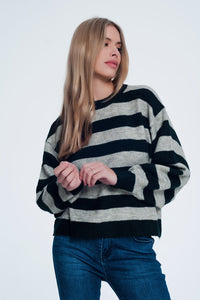 Q2 Sweaters Green knitted sweater with grey stripes