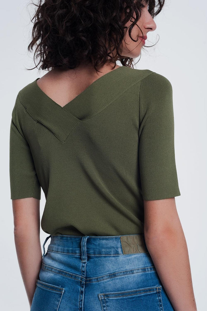 Q2 Sweaters khaki sweater with v neck and short sleeves