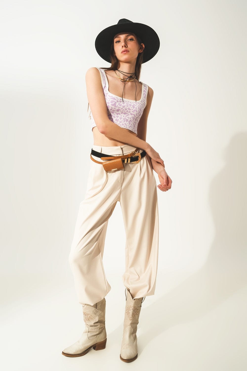 Q2 Sweaters Lightweight knit top in lilac animal print