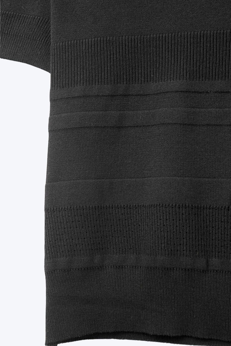 Q2 Sweaters One Size / Black Textured Stripe Knit Sweater In Black