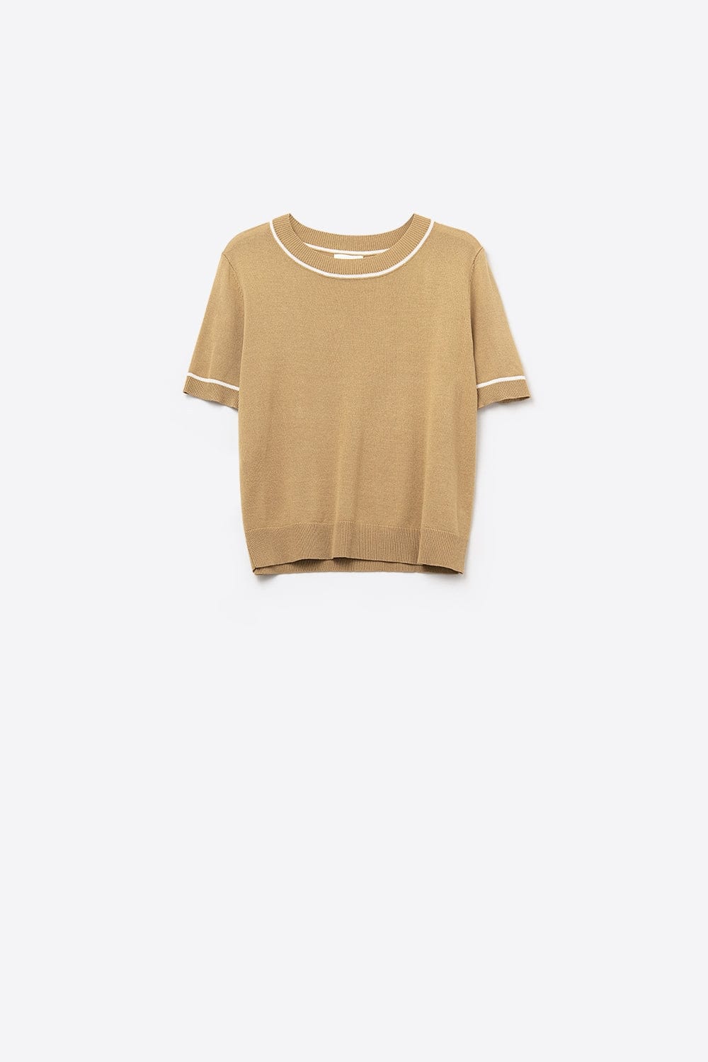 Q2 Sweaters One Size / Brown Camel Short Sleeve Knit Top With White Contrast Trims