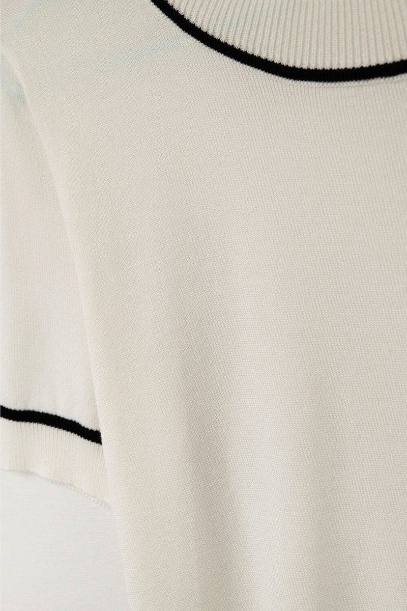 Q2 Sweaters One Size / White White Short Sleeve Knit Top With Black Contrast Trims