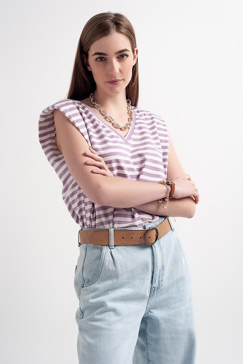 Q2 Tops sleeveless t-shirt with shoulder pad in purple stripe