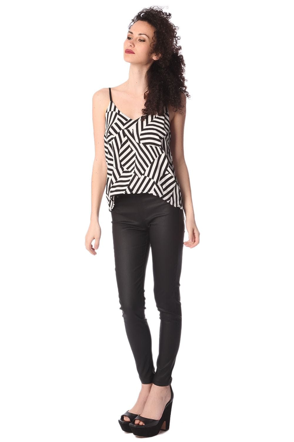 Q2 Women's Blouse Black geo print cami top