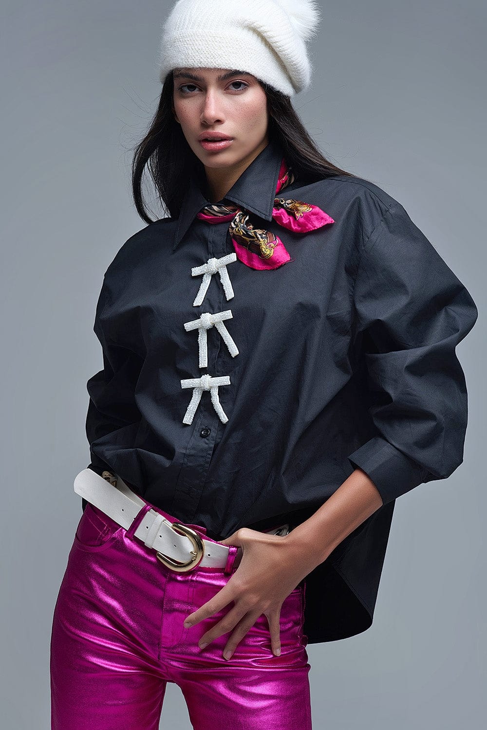 Q2 Women's Blouse Black Oversized Poplin Shirt With White Beaded Bow Buttons