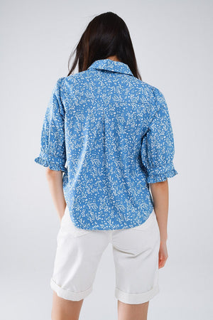 Q2 Women's Blouse Blue Blouse With Floral Design And Short Sleeves