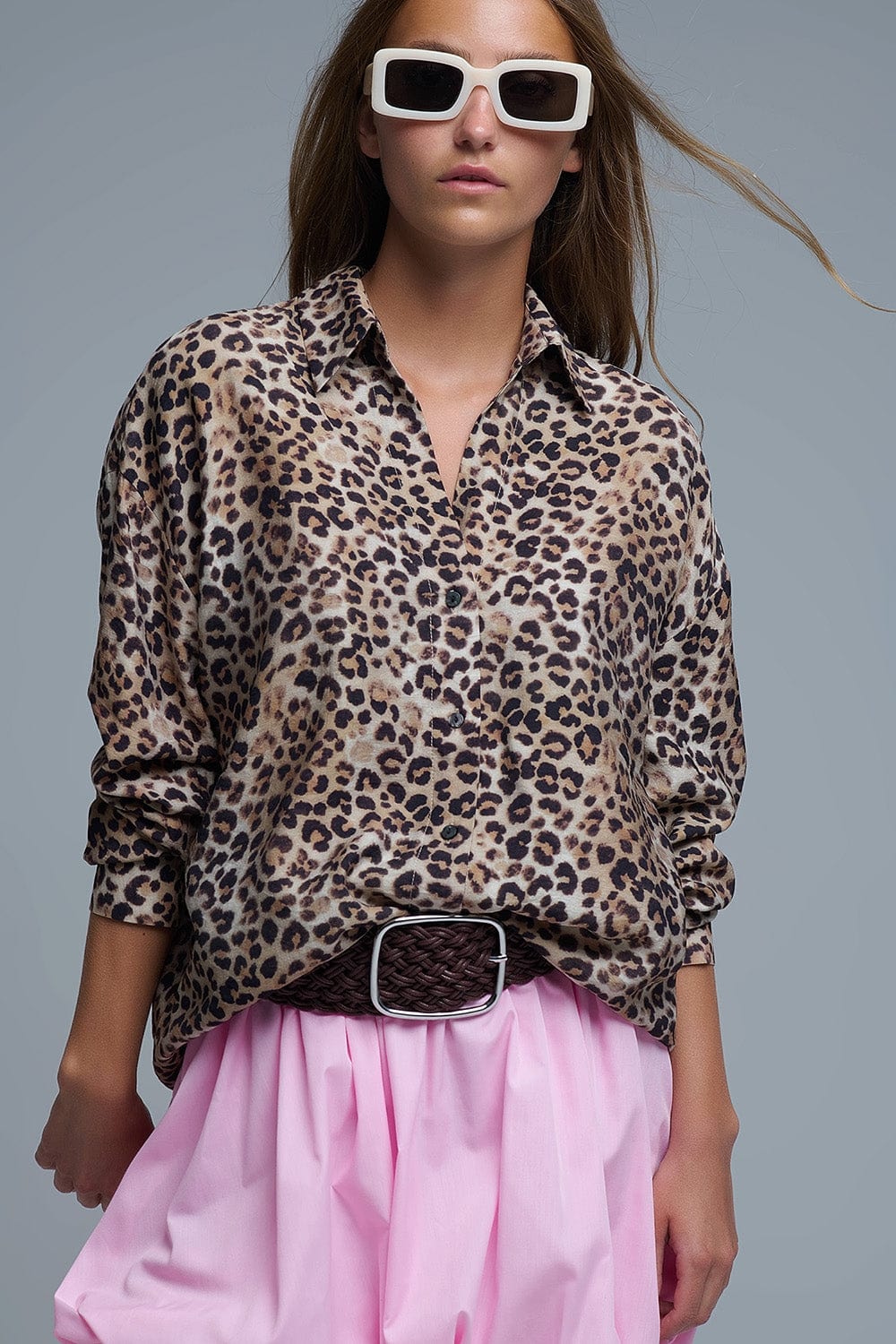 Q2 Women's Blouse Button-Down Oversized Leopard Print Shirt