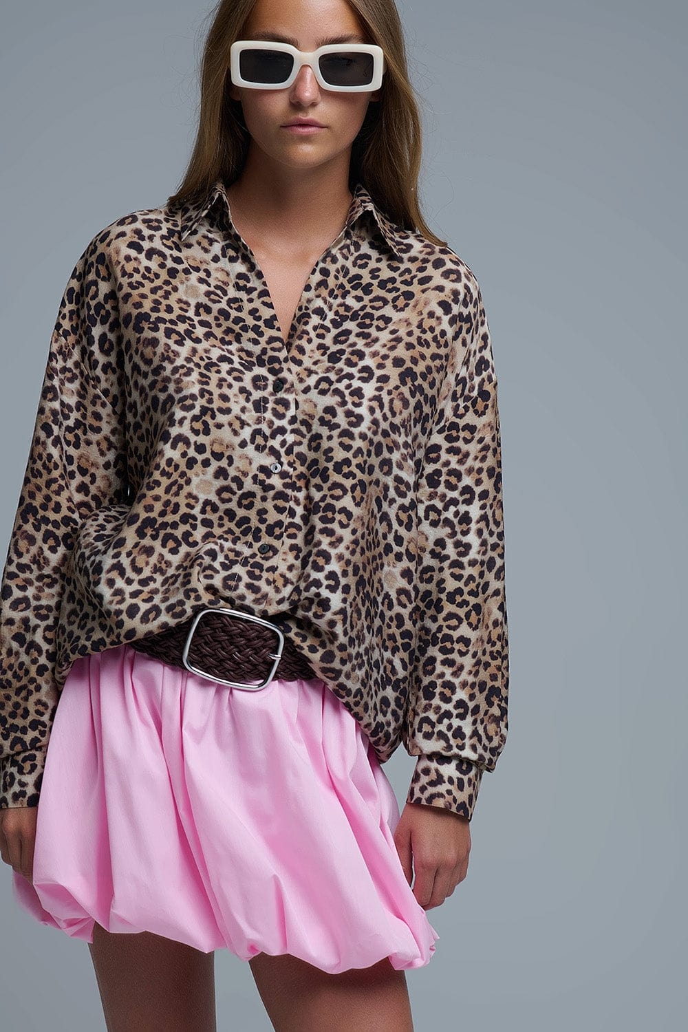 Q2 Women's Blouse Button-Down Oversized Leopard Print Shirt