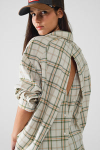 Q2 Women's Blouse Checked Shirt With Back Opening In Beige