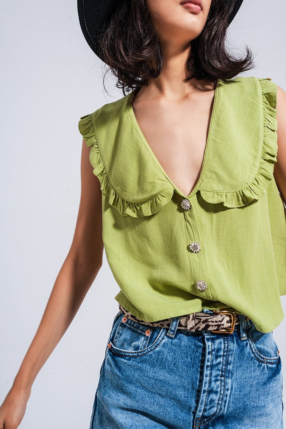 Q2 Women's Blouse Crop Top with Bib Collar in Green