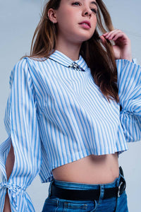 Q2 Women's Blouse Cropped striped shirt in blue