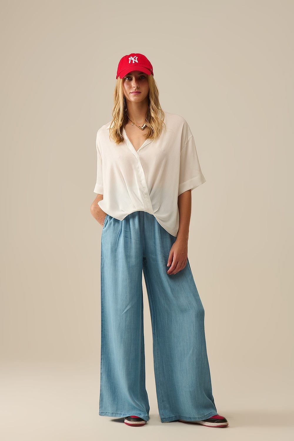 Q2 Women's Blouse Draped Short Sleeve Blouse In White
