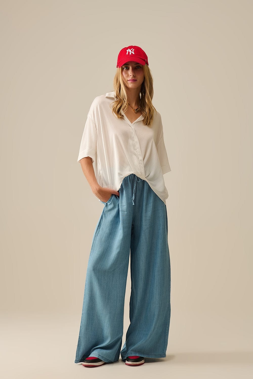 Q2 Women's Blouse Draped Short Sleeve Blouse In White