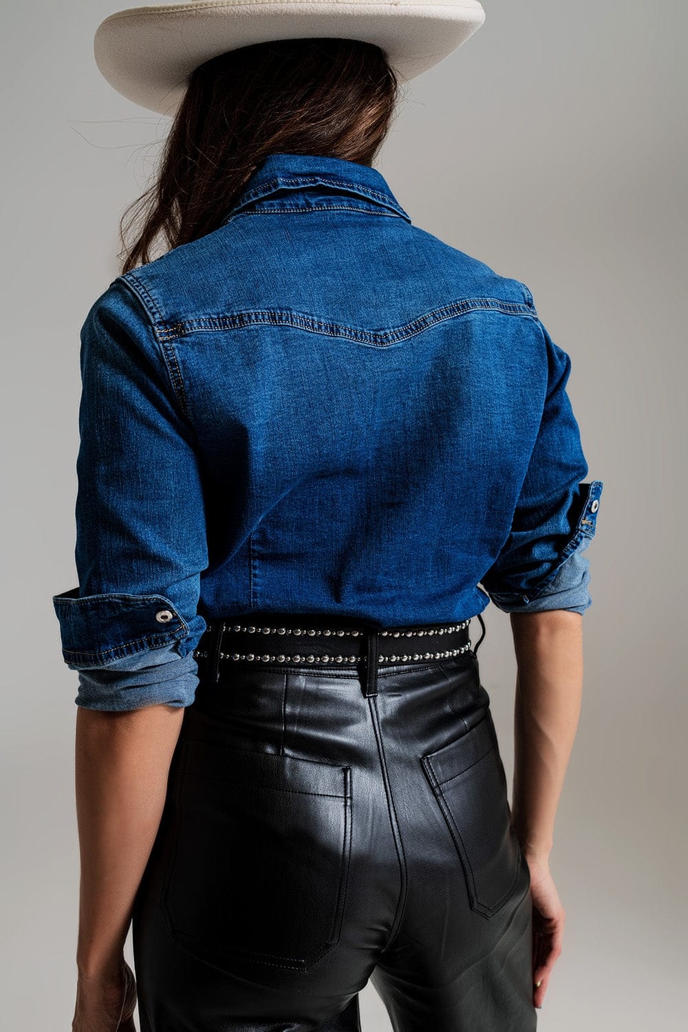 Q2 Women's Blouse Fitted Denim Shirt With Black Graphic Details With Strass