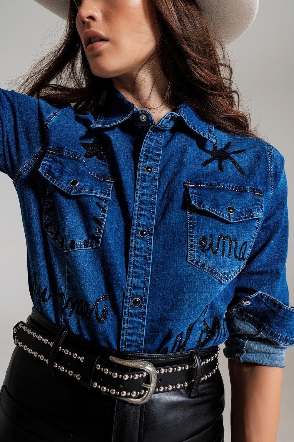 Q2 Women's Blouse Fitted Denim Shirt With Black Graphic Details With Strass