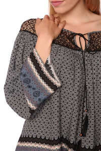 Q2 Women's Blouse Gray paisley print blouse with cage detail