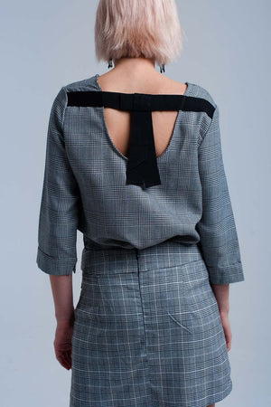 Q2 Women's Blouse Gray tartan pattern top with ribbons