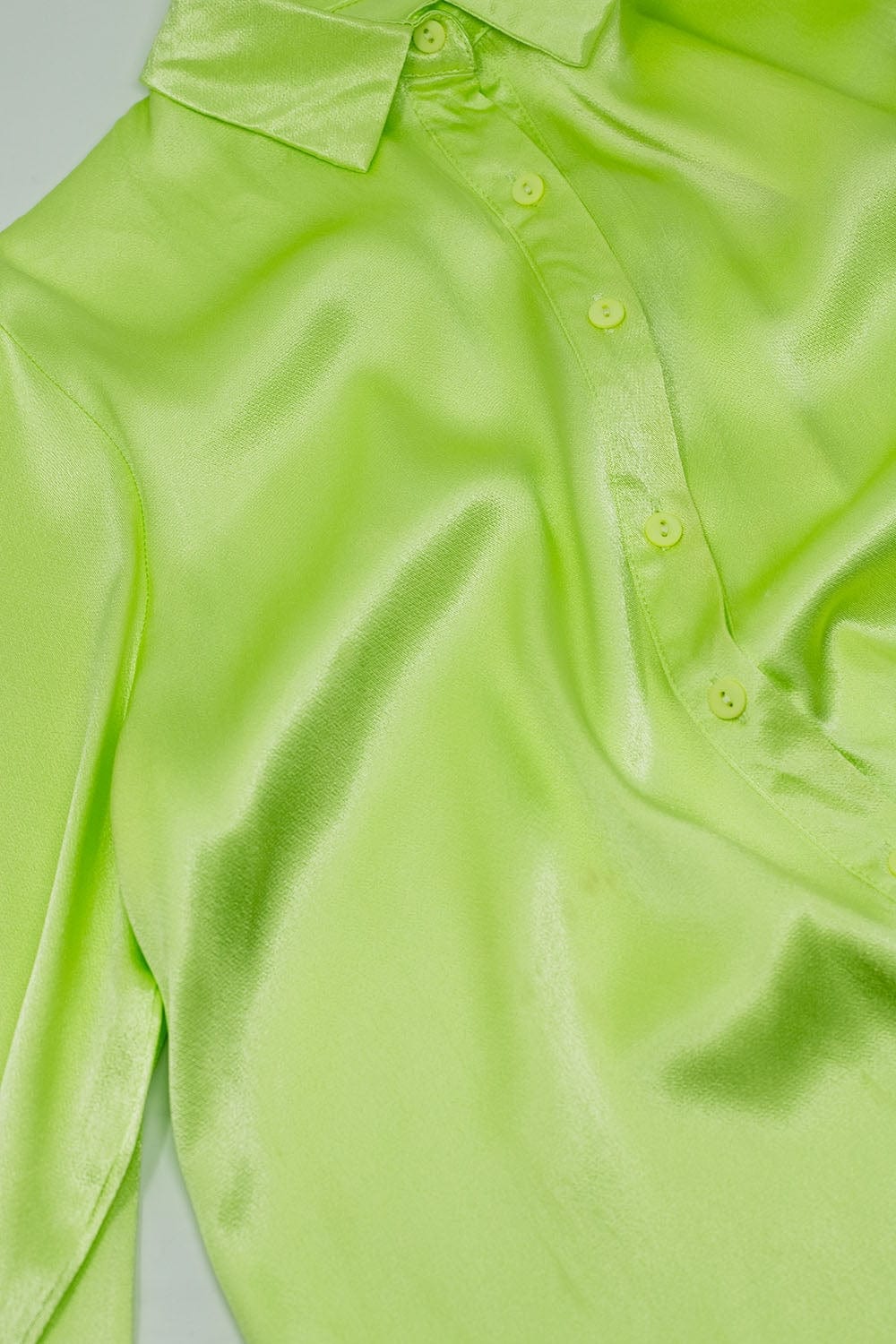 Q2 Women's Blouse Long Sleeve Button Up Satin Blouse With Polo Collar In The Color Lime