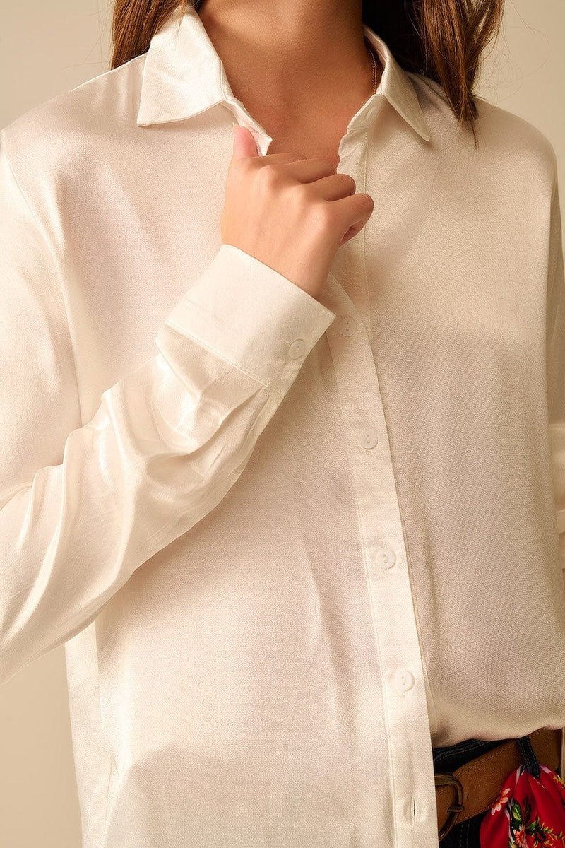 Q2 Women's Blouse Long Sleeve Button Up Satin Blouse With Polo Collar In White Color