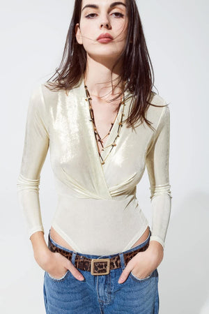 Q2 Women's Blouse Metallic Finish Bodysuit With Draped Details In Pearl White