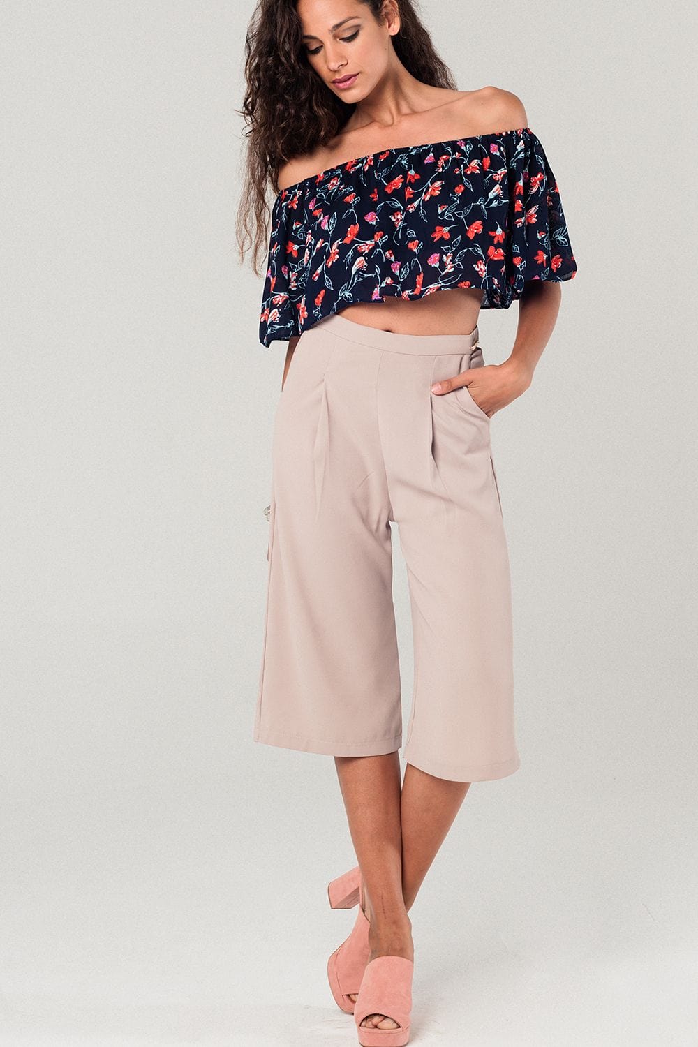 Q2 Women's Blouse Off shoulder floral crop top in navy