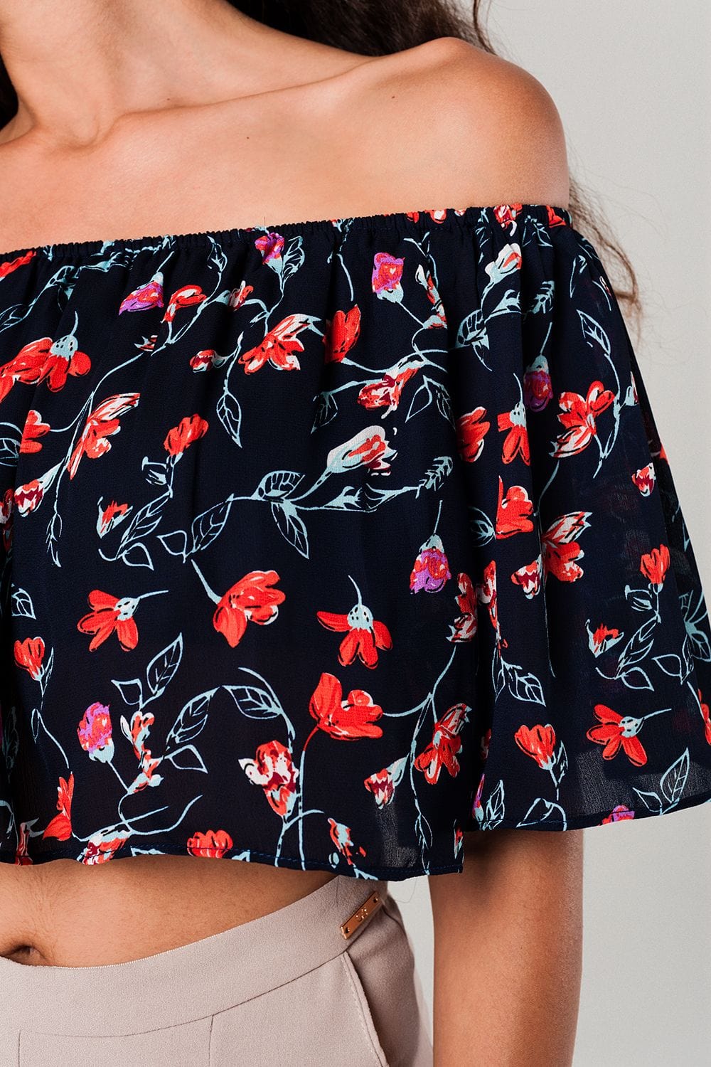 Q2 Women's Blouse Off shoulder floral crop top in navy
