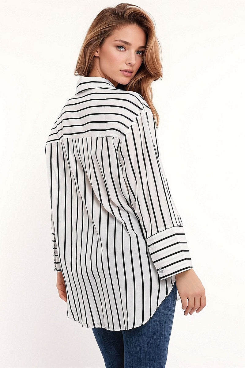 Q2 Women's Blouse One Size / White White Shirt With Black Stripes And Chest Pockets
