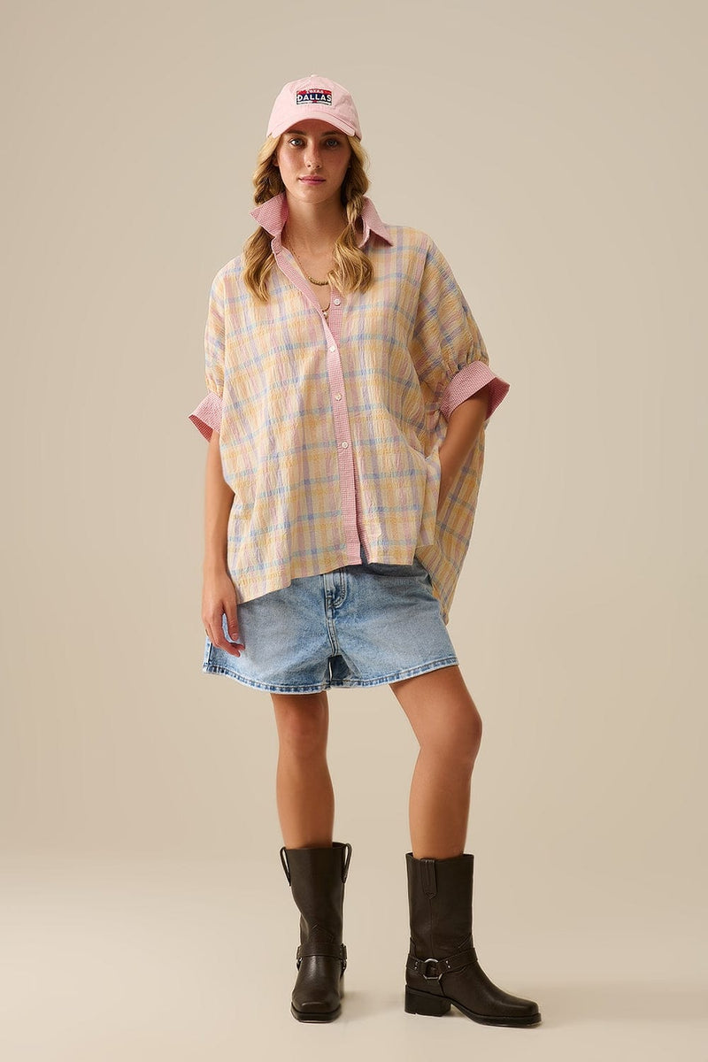 Q2 Women's Blouse Oversized Flowy Blouse With Checked Contrast