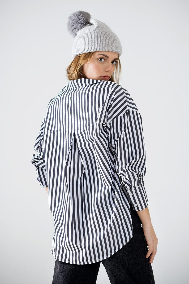 Q2 Women's Blouse Poplin Shirt With Vertical Stripes In Black And Chest Pocket