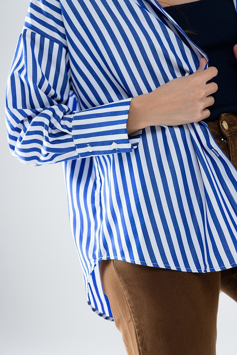 Q2 Women's Blouse Poplin Shirt With Vertical Stripes In Blue And Chest Pocket