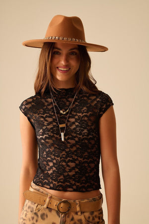 Q2 Women's Blouse Romantic Lace T-Shirt With Cap Sleeves In Black
