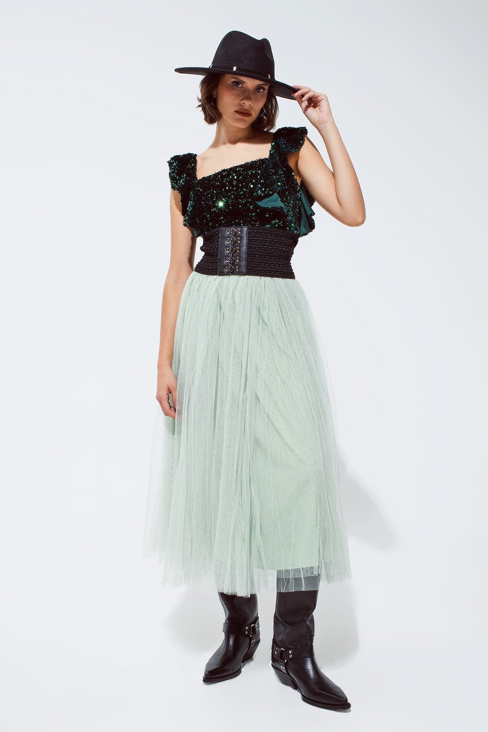Q2 Women's Blouse Sequin Cropped Top In Green With Wide Straps
