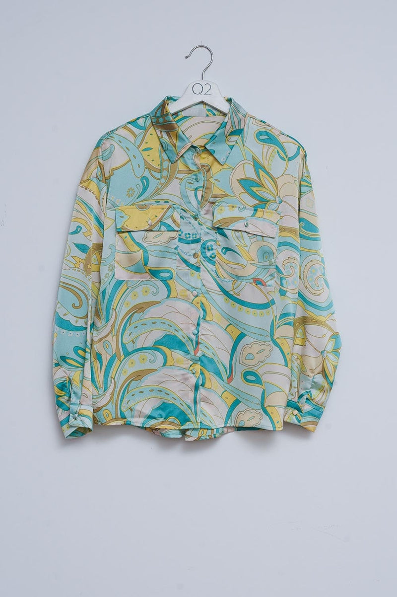 Q2 Women's Blouse Shirt in Abstract Green Print