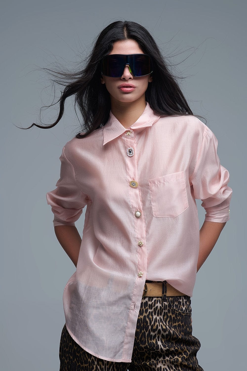 Q2 Women's Blouse Silky Loose Shirt With Button Medley In Pink