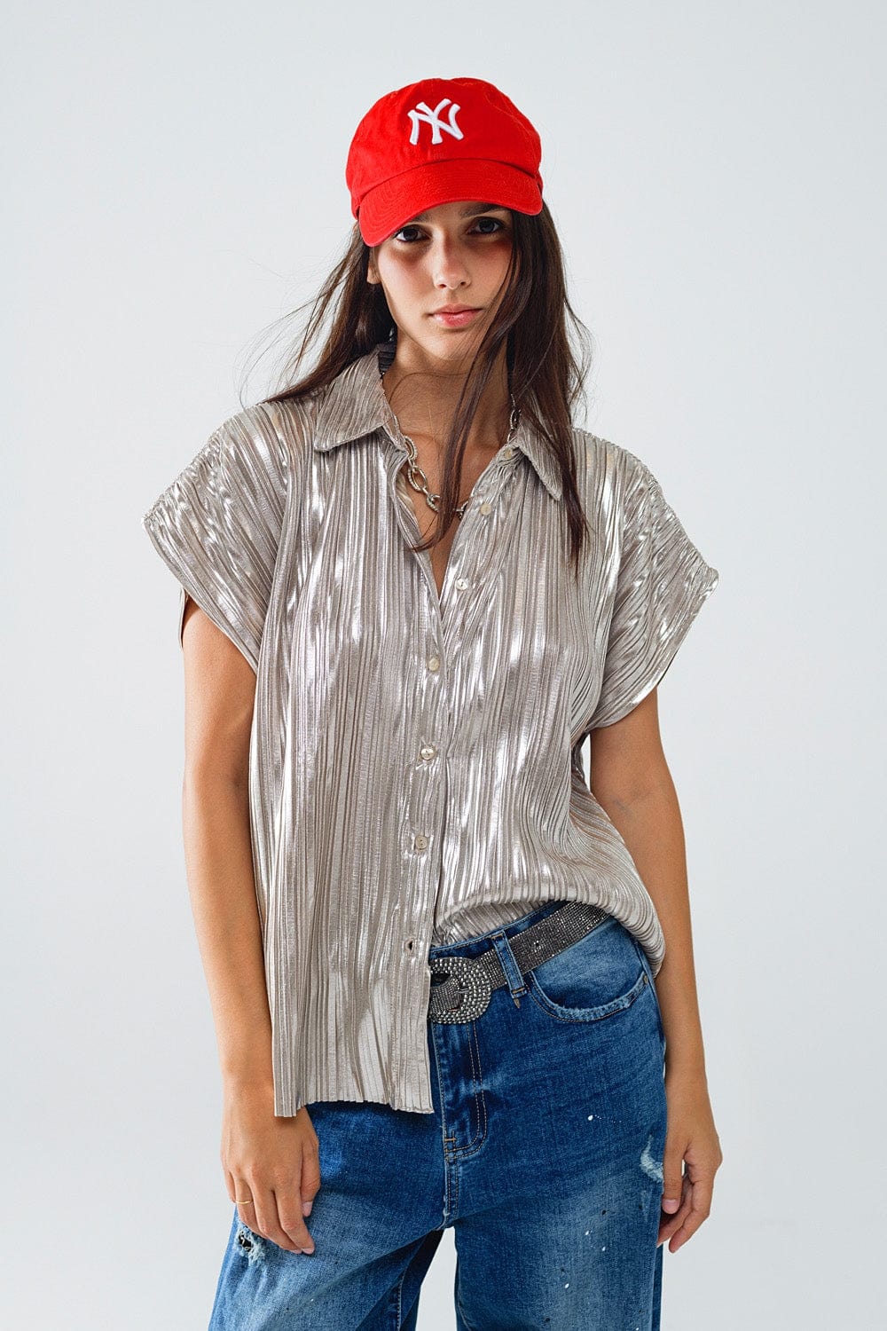 Q2 Women's Blouse Silver Pleated Shirt With Short Sleeves