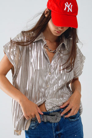 Q2 Women's Blouse Silver Pleated Shirt With Short Sleeves