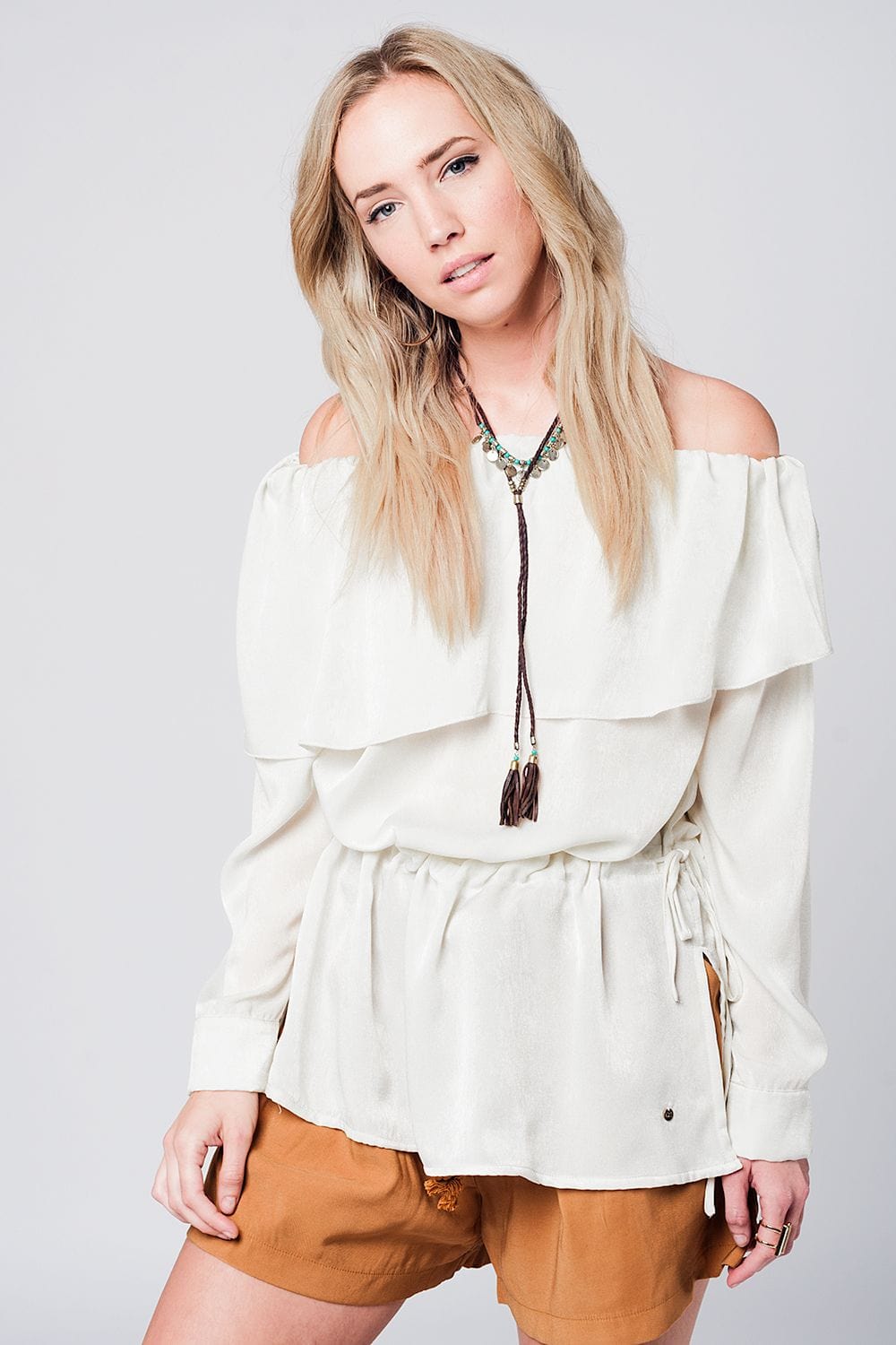 Q2 Women's Blouse Soft beige blouse with drawstring