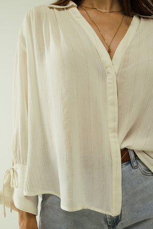 Q2 Women's Blouse V-Neck White Light Shirt With Stripe Details