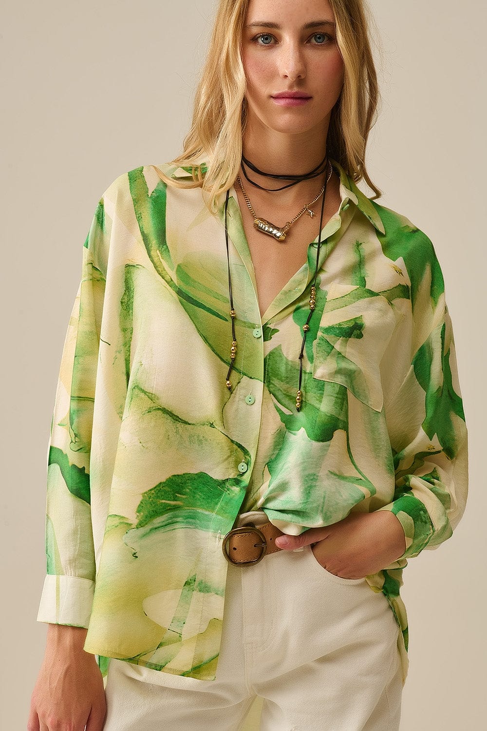 Q2 Women's Blouse Watercolor Print Button-Down Blouse In Green