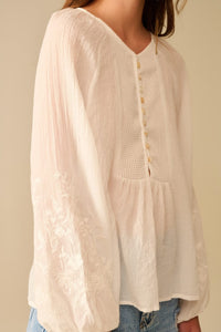 Q2 Women's Blouse White Chiffon Blouse With Embroidery On The Sleeves