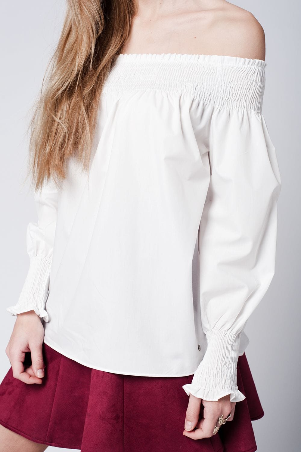 Q2 Women's Blouse White cold Poplin shoulder top