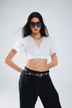 Q2 Women's Blouse White Crop Top With Short Sleeves And V-Neck