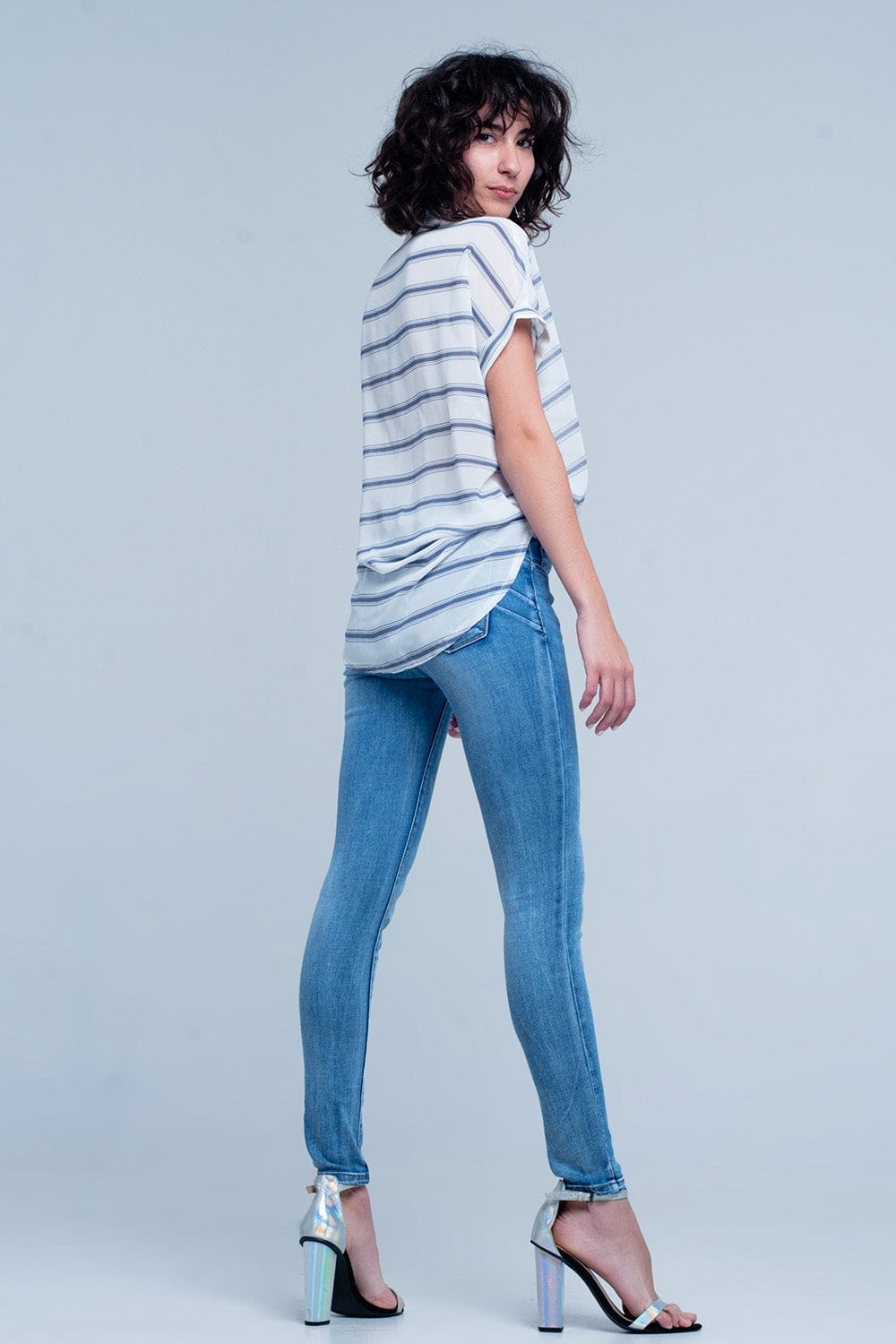 Q2 Women's Blouse White short sleeve drape wrap blouse with blue striped design