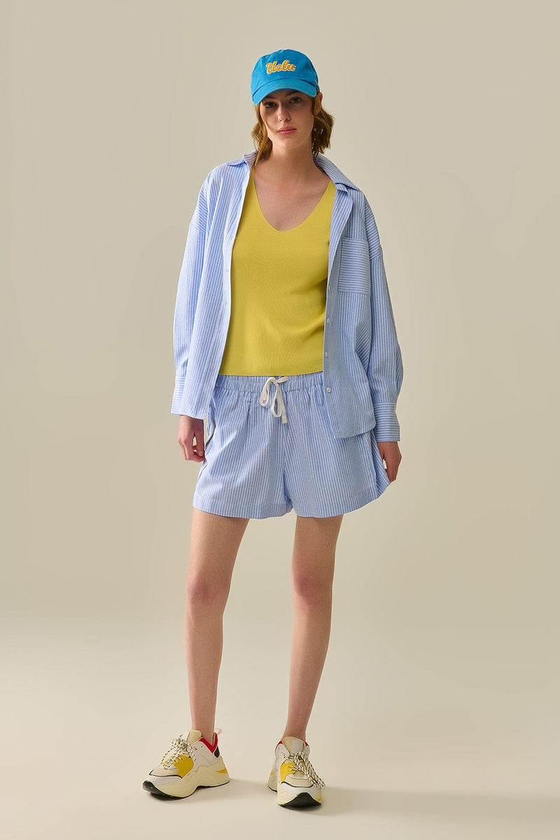 Q2 Women's Blouse White Striped Buttoned Shirt In Blue