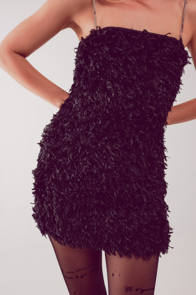 Q2 Women's Dress All Over Faux Feather Sleeveless Mini Dress in Black